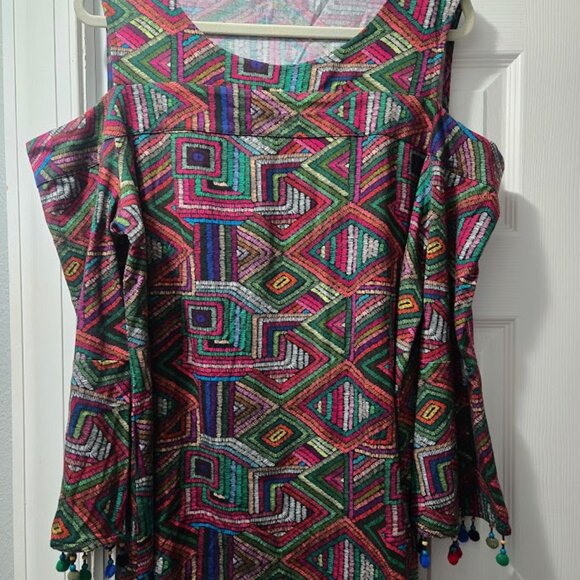 Soft Surroundings Tops - Soft Surroundings Rocco Branco top abstract print cold‎ shoulder XL